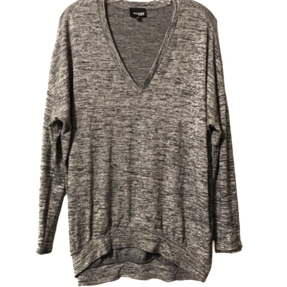 Aritzia Wilfred Free gray top‎ sweatshirt small - Picture 1 of 8